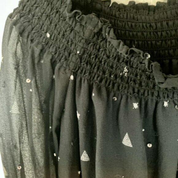 Joie Silk boho/flowy off shoulder black/white blouse size xxs - Picture 3 of 8